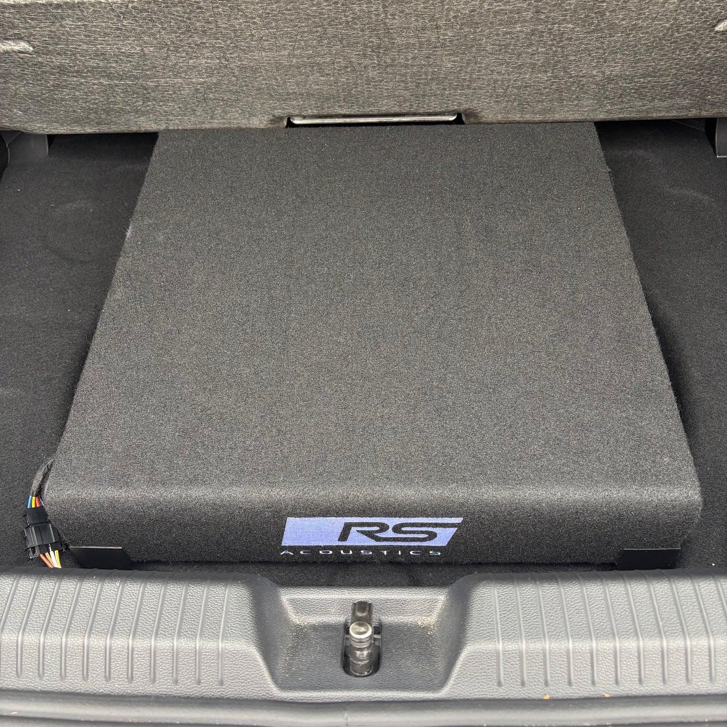 SUBWOOFER GR10 - MK8/MK8.5 Golf R/GTI