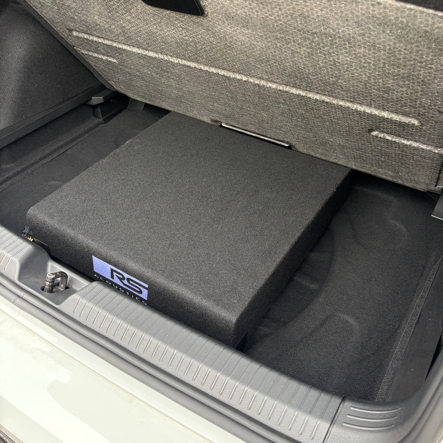 SUBWOOFER GR10 - MK8/MK8.5 Golf R/GTI